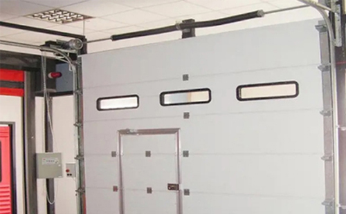 碑林工业提升门的安装方法